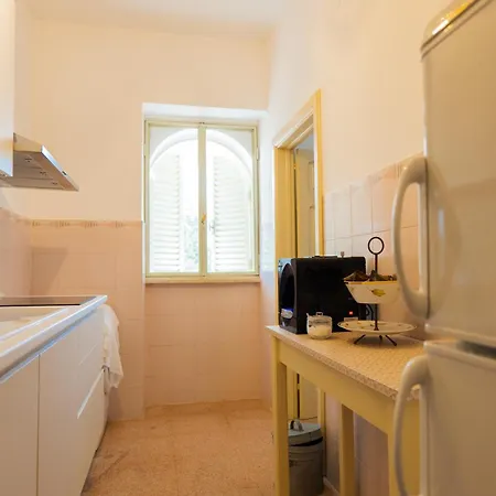 Dimora Allegretti Tatil Evi *