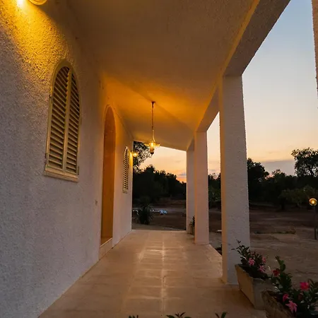 Dimora Allegretti Tatil Evi *